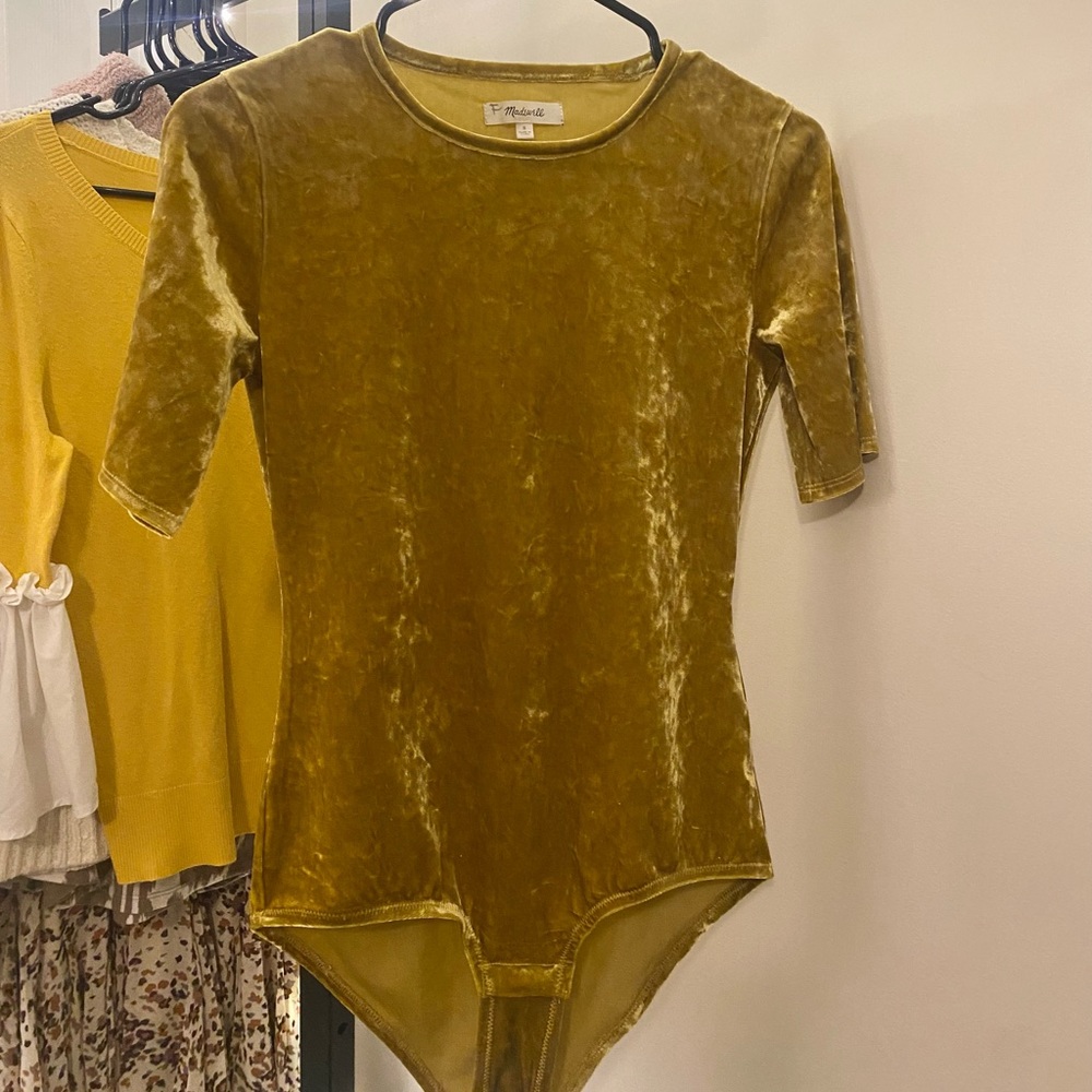 Mustard velvet bodysuit
